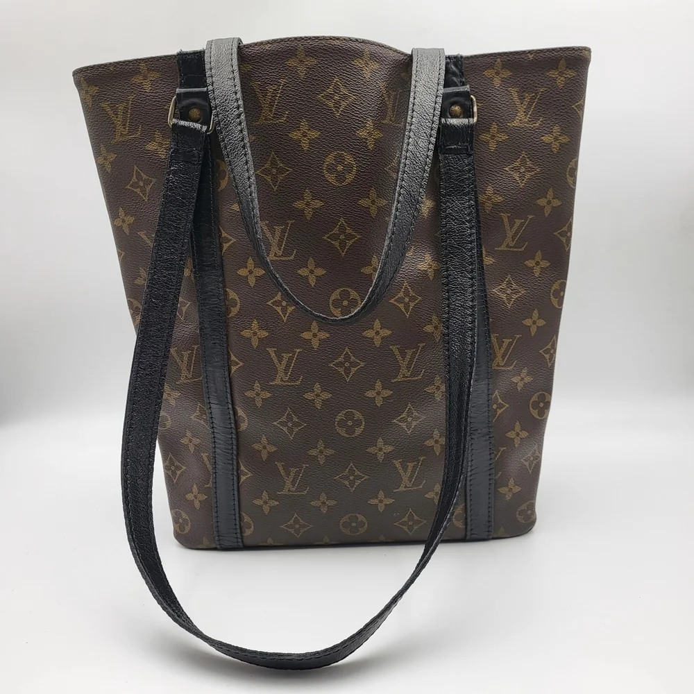 LOUIS VUITTON Monogram Sac Shopping Tote Bag..authentic..